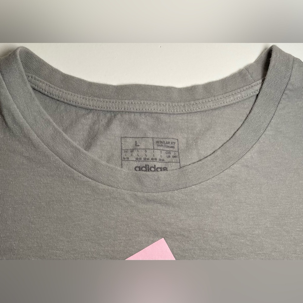 Adidas Short Sleeve Tee with Pink Logo - Picture 3 of 4